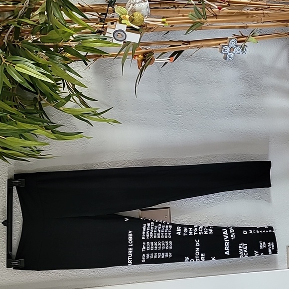 2 pc Travel set Neiman Marcus Med NWT - Picture 2 of 10